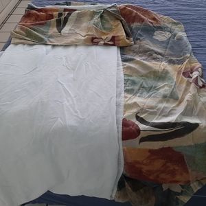 COPY - Set of 2 King shams and matching bed skirt